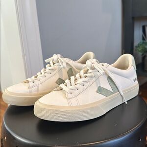 Veja Women’s Campo “Matcha” Sneakers, size US 7; EU 38. Excellent condition!